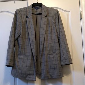 Polyester and spandex blazer